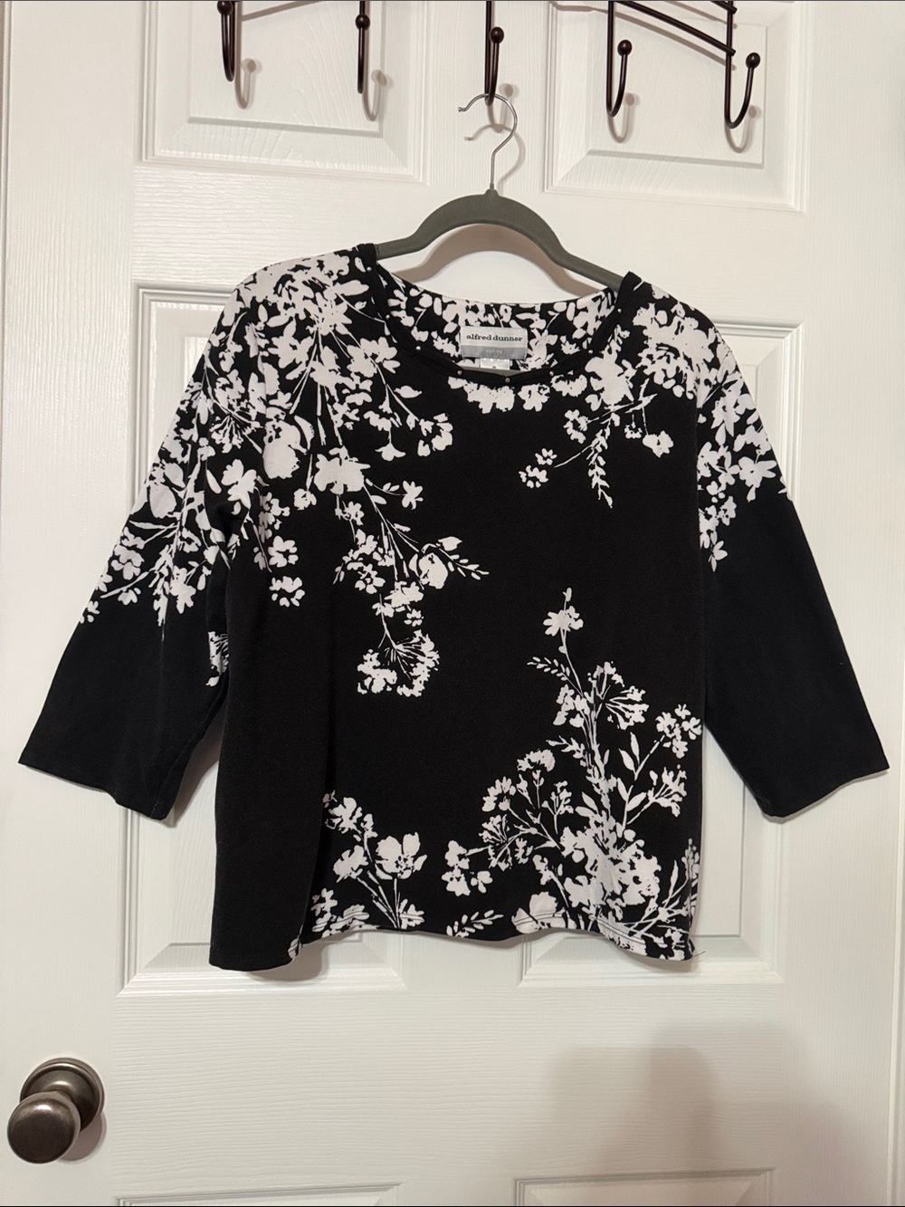 Alfred Dunner Black & White Floral Top